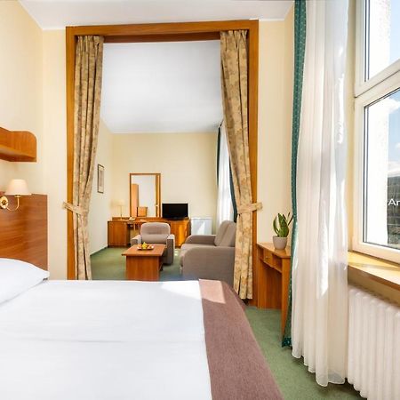 Hotel Millennium ブダペスト エクステリア 写真