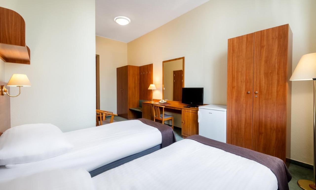 Hotel Millennium ブダペスト エクステリア 写真