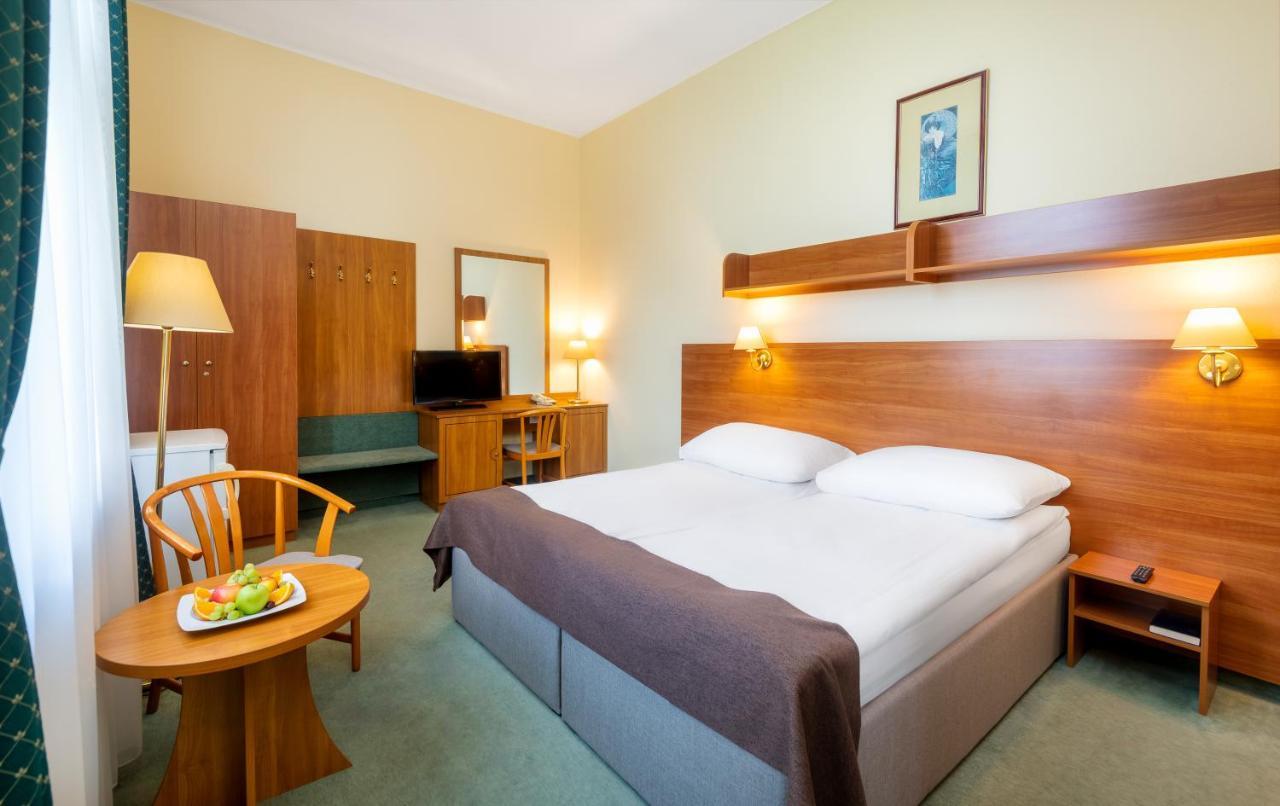 Hotel Millennium ブダペスト エクステリア 写真