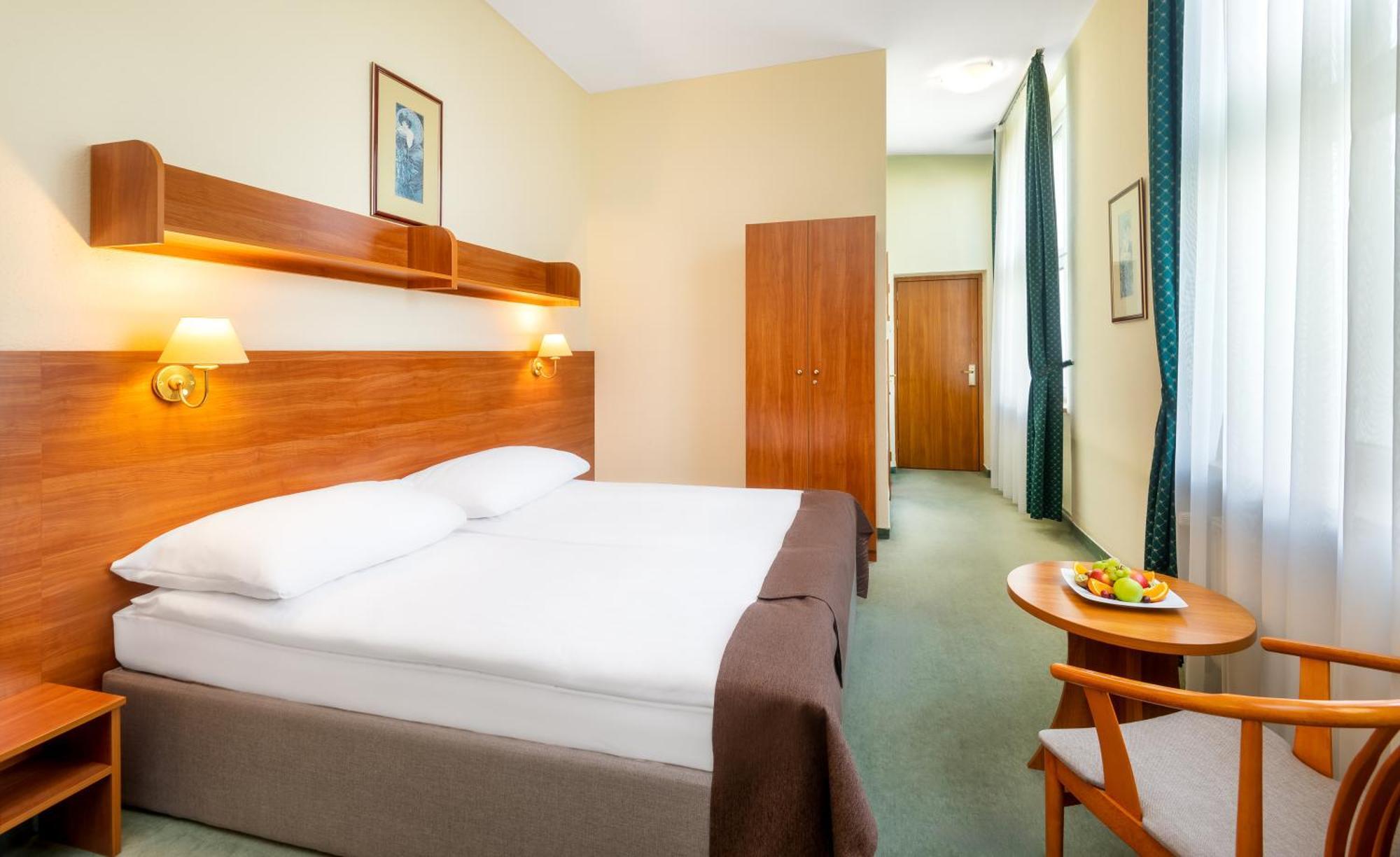 Hotel Millennium ブダペスト エクステリア 写真