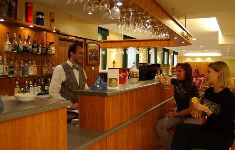Hotel Millennium ブダペスト エクステリア 写真